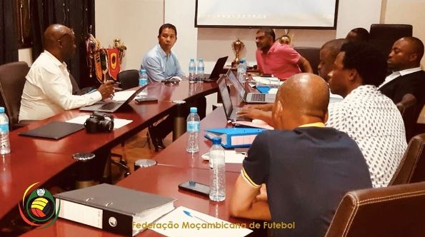FIFA em Moçambique para encontro com a FMF
